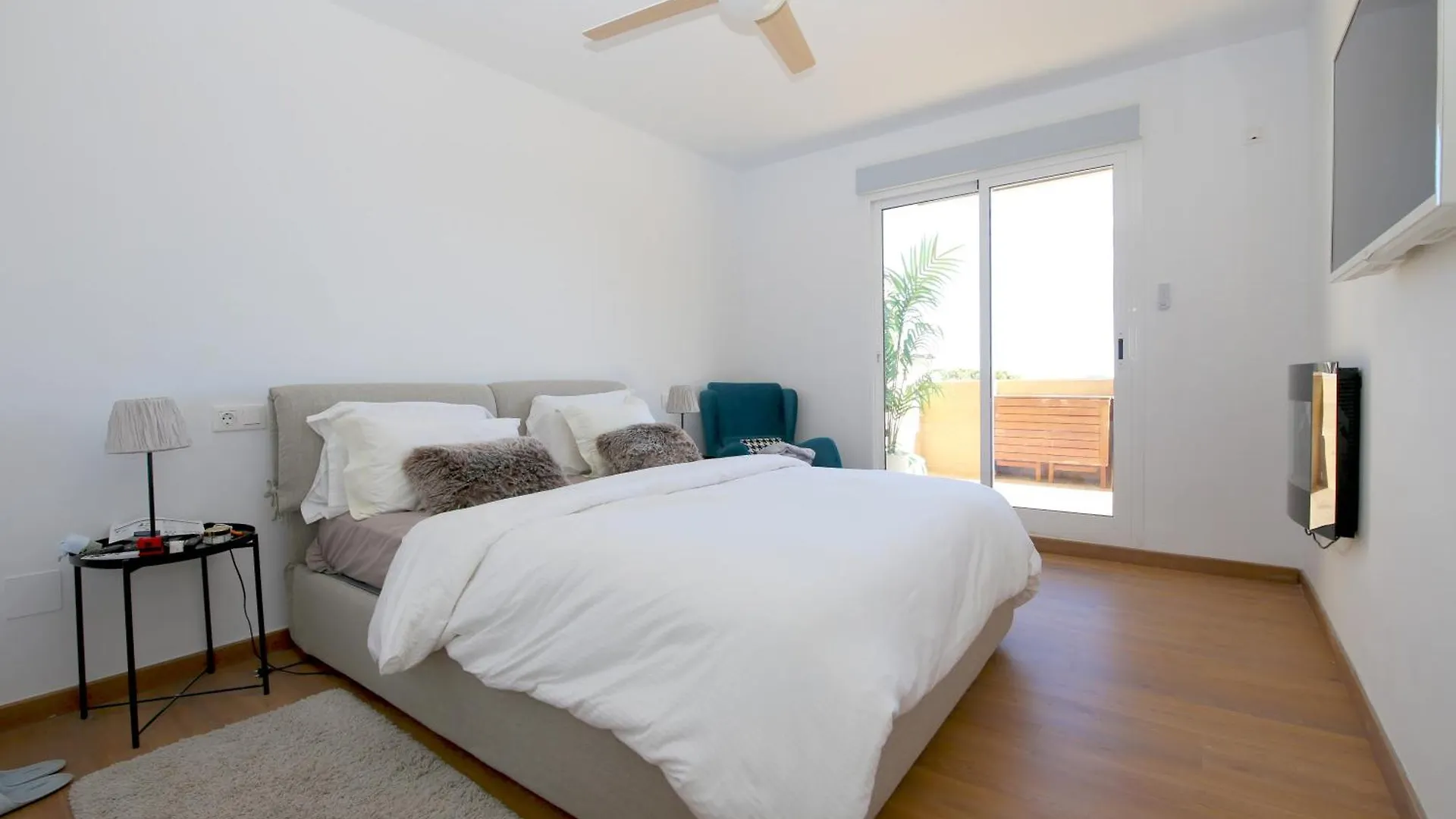 Estepona Port Apartment Aisha Spain
