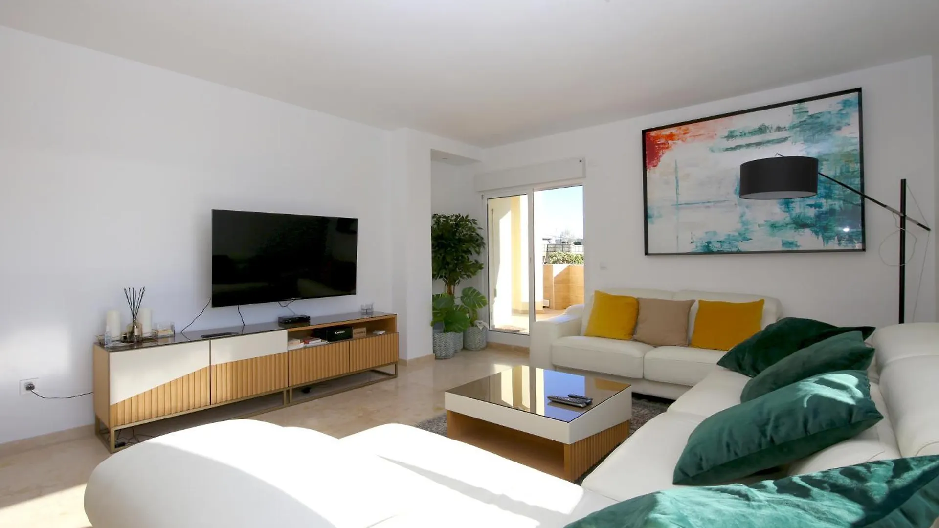 Estepona Port Apartment Aisha