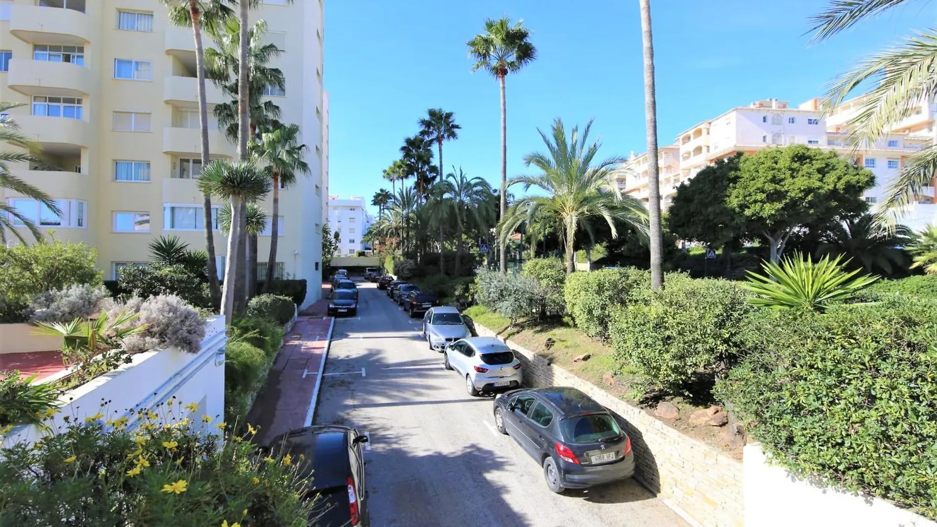 Estepona Port Apartment Aisha Spain